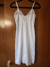 Vintage JC Penney Body Lites Full Slip Dress Womens 32 / 10 White Lace Trim