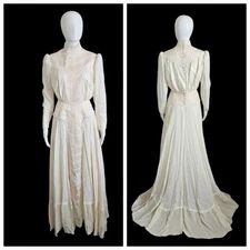 Vintage Edwardian/Victorian Style Cream Silk Lace Wedding/Ascot Train Dress W26"
