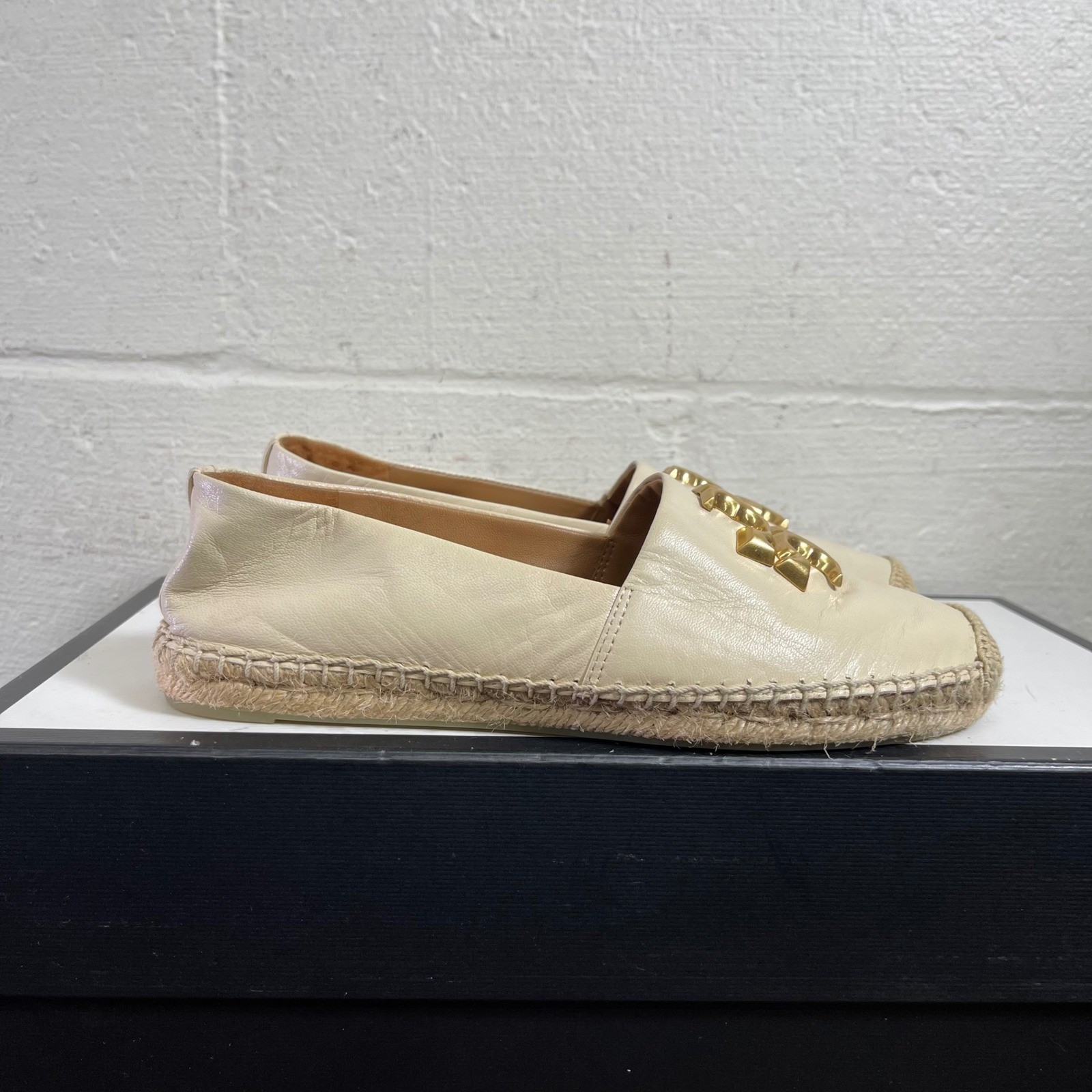 TORY BURCH Eleanor Logo Espadrille Cream Leather Slip On Women's Size 5.5 M