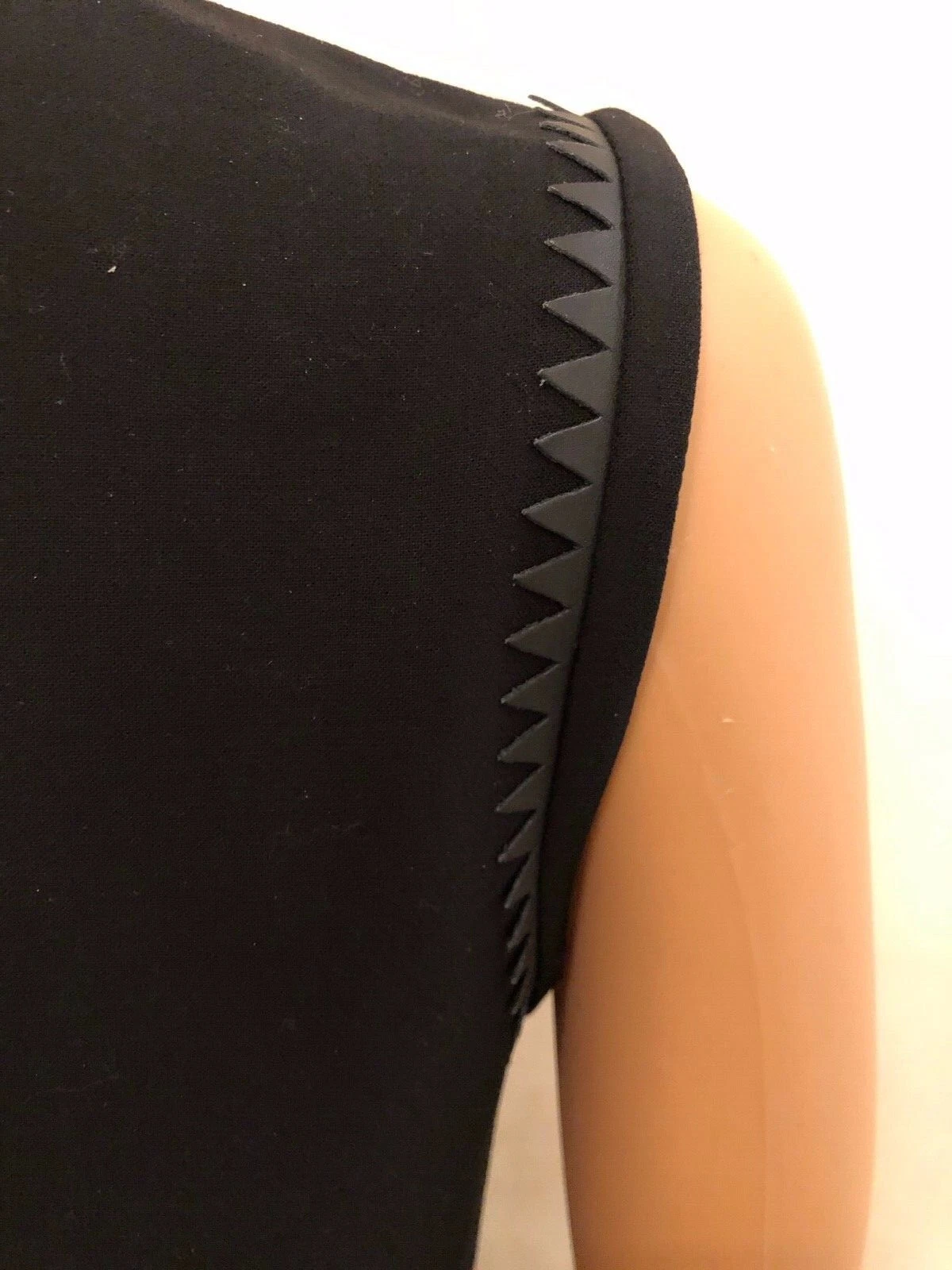 GIANNI VERSACE ABITO CON FINITURA IN PELLE LANA NERA TAGLIA 42ITL US8