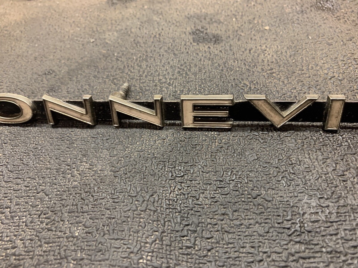 Vintage 1966 Pontiac Bonneville Grill Emblem P/N 9775153 Rare | eBay