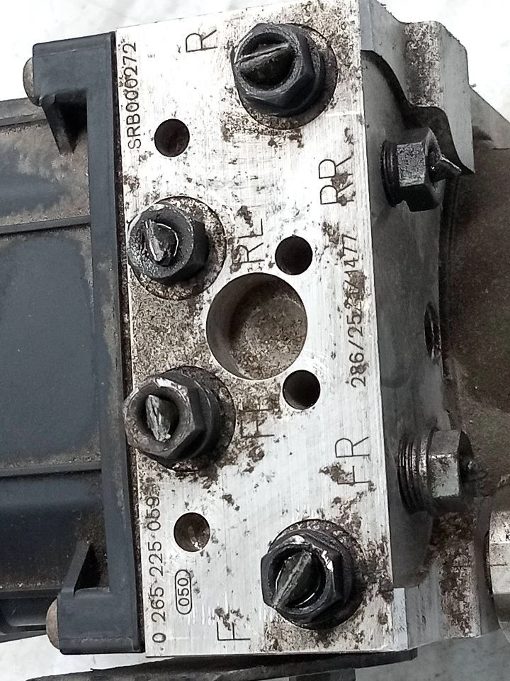 Used ABS Pump and Motor Assembly fits: 2003 Land rover Range rover pump Grade A Foto 3 de 4