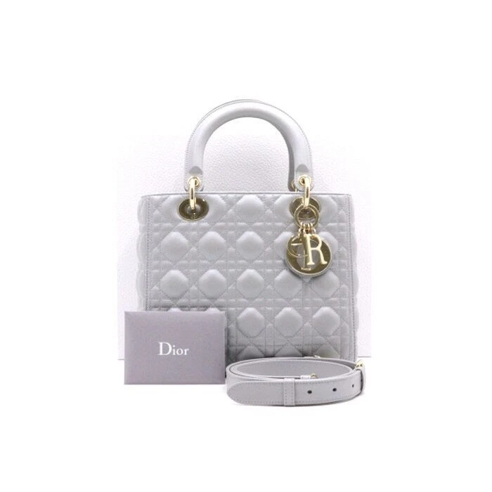 Sac fourre tout et bandoulière Dior Lady Medium Cannage doré M0565OBDU 57885271