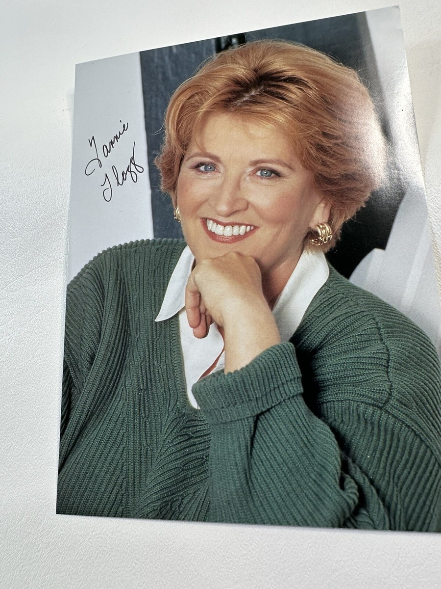 FANNIE FLAGG Signed Autographed Photo Match Game Fame