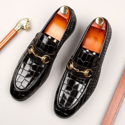Gucci Black Leather Slip-On Loafers with Gold Accents Gucci Horsebit Slip On Loafer  main image 4