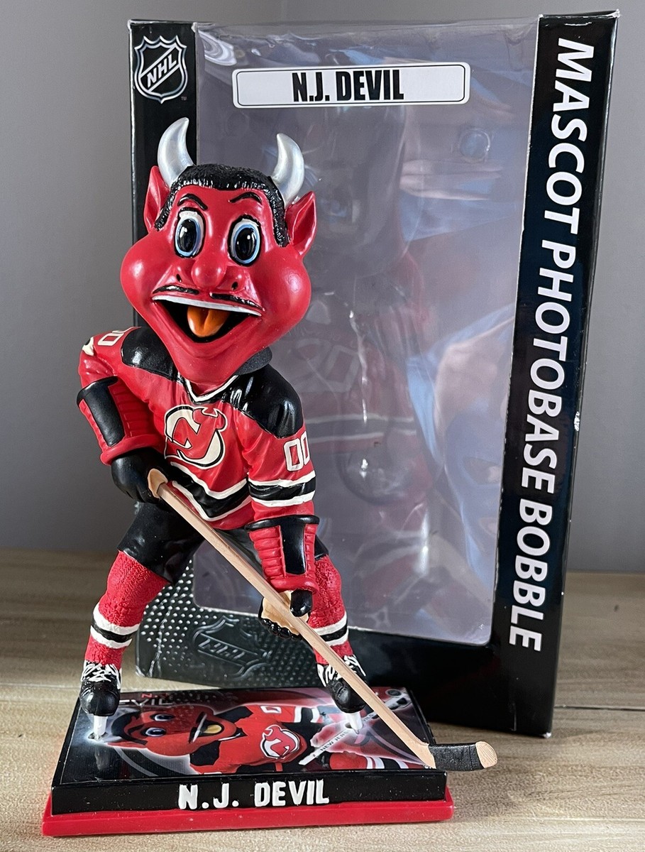 NJ DEVIL New Jersey Devils NHL 2008 Photo Base Mascot Bobblehead NIB!