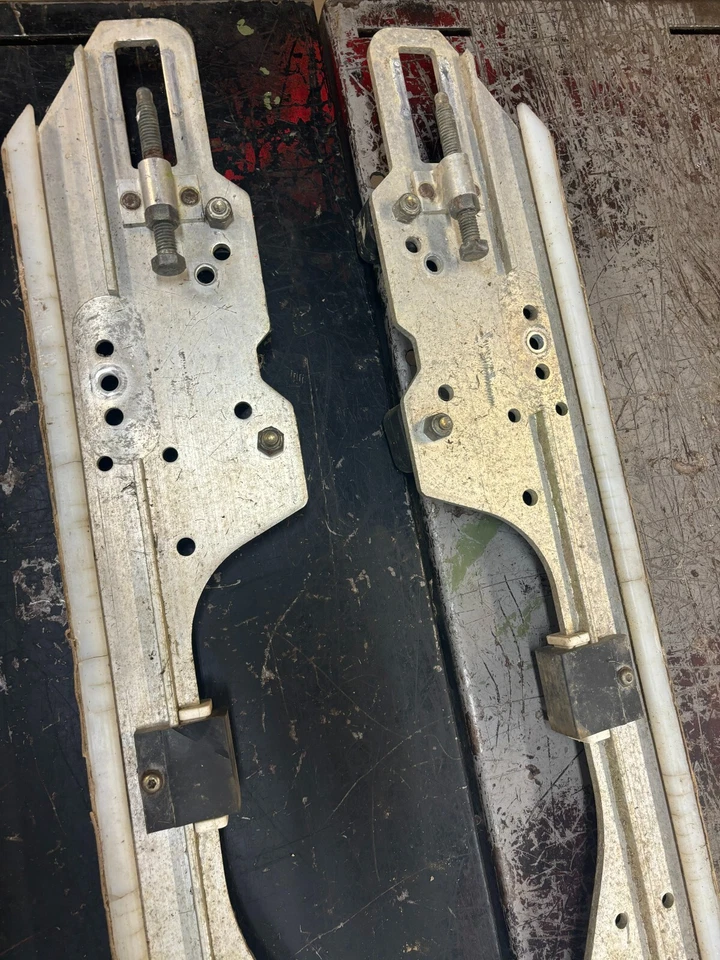 Polaris Classic 550 2003-2008 OEM 121" rieles izquierdo derecho 1541756 1541755 RW6742 Foto 4 de 4