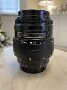 Sigma Minolta Sony Fit 28mm - 70mm F3.5-f4.5 Zoom Lens Autofocus
