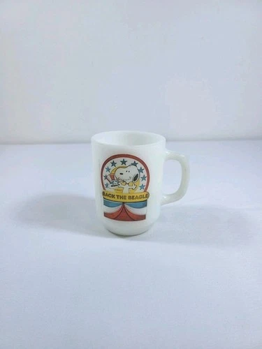 Vintage Snoopy Back The Beagle Fire King Mug #1 1980 - Anchor Hocking Milk Glass