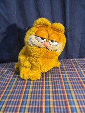 Vintage 1981 GARFIELD Stuffed 6 Sitting Plush Toy R Dakin Co R10