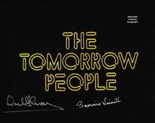 MIKE HOLOWAY & SAMMIE WINMILL in THE TOMORROW PEOPLE. In Pers. COA. 10"x8"#1029