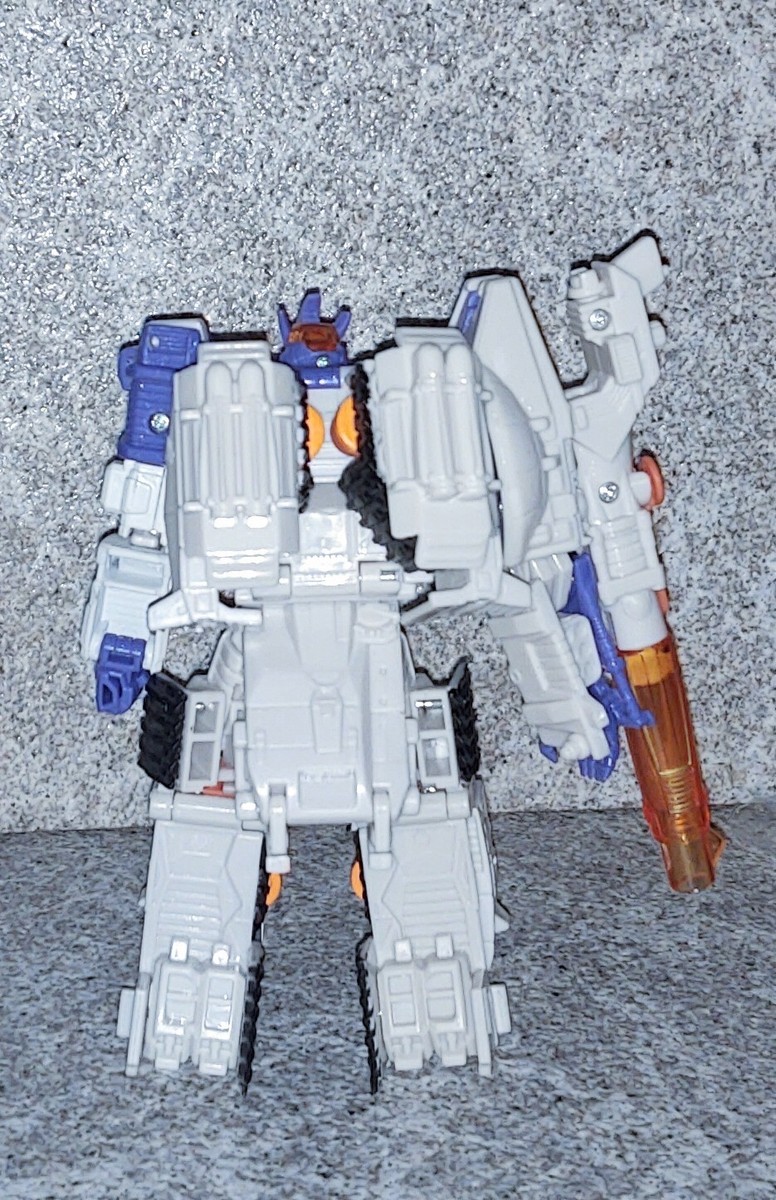 Transformers Universe GALVATRON Challenge at Cybertron