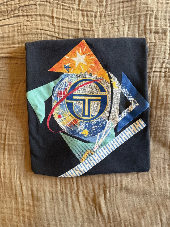 Camisa DE COLECCIÓN Sergio Tacchini Adulto L Hombre Camiseta de los 90 Desteñida Color Negro Foto 2 de 4