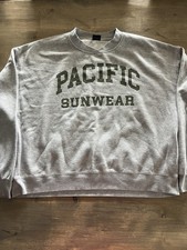 Pacsun Pacific Sunwear Grey Crewneck With green accents Size Large