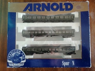 Arnold N, 0312 Set De Tres Vagones  De Pasajeros DR, Como Nuevos, OVP
