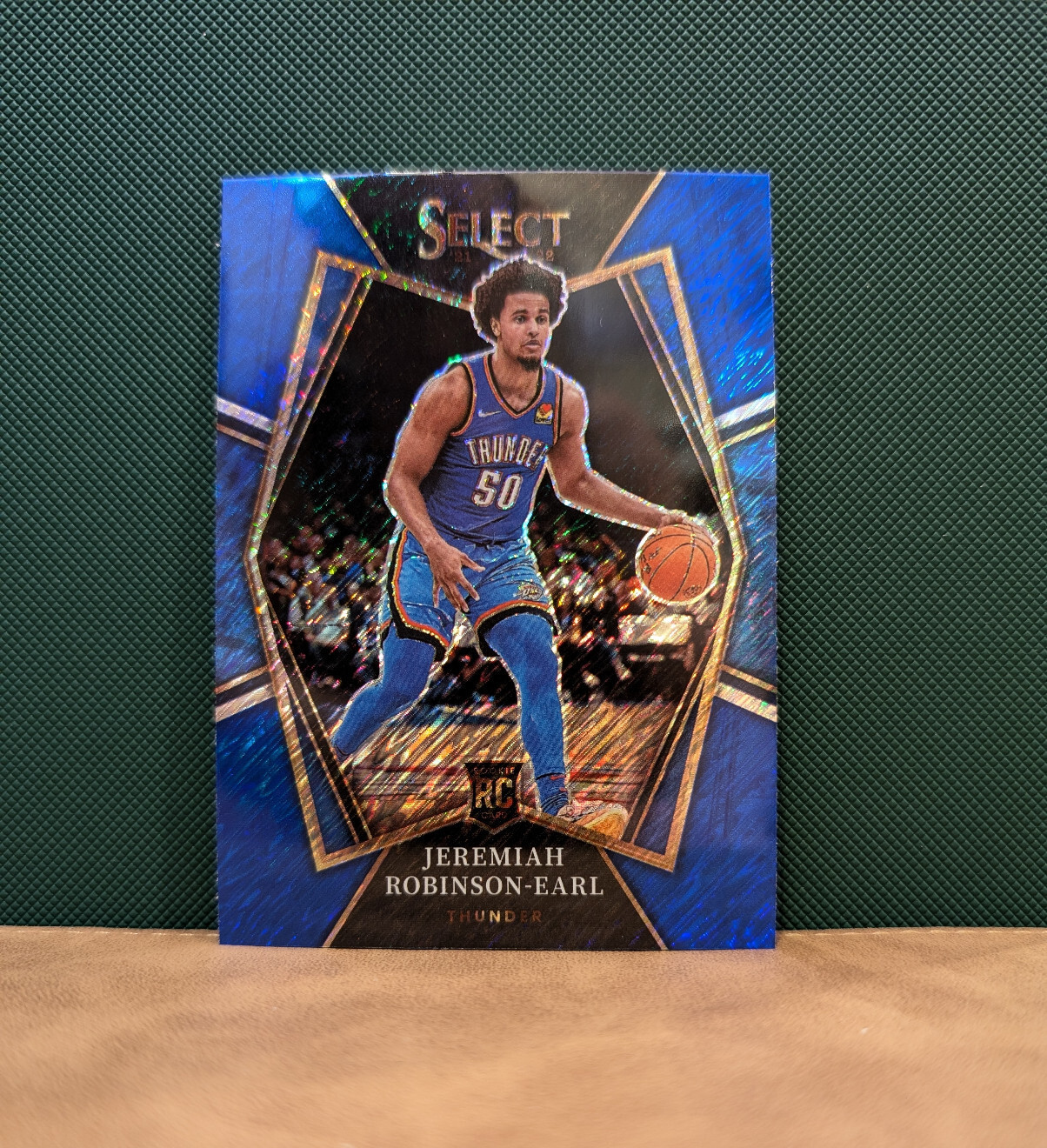 2021-22 Panini Select #182 Jeremiah Robinson-Earl Blue Shimmer Prizms