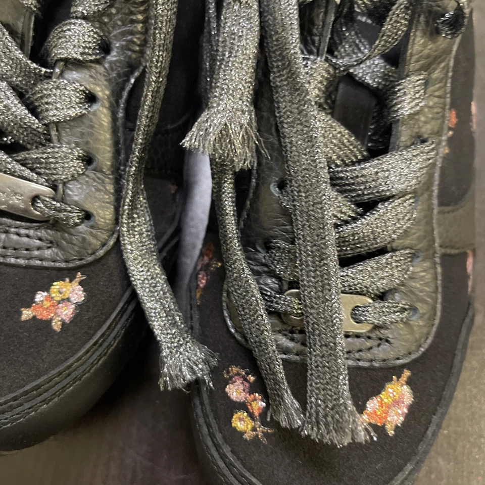 Zapatillas clásicas COACH FG2976 con estampado floral metálico brillante talla 5B Foto 3 de 4