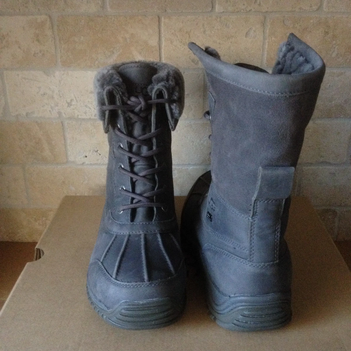 Grey adirondack ugg boots outlet