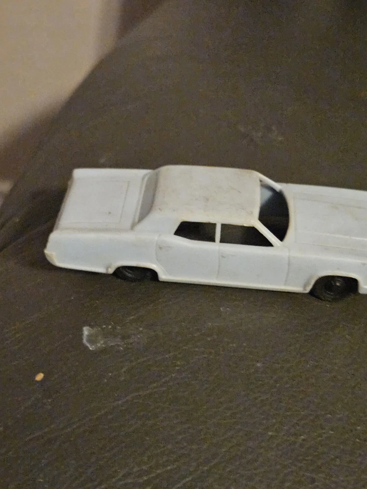 Coche de juguete vintage JVC Co bebé azul plástico mercurio Foto 3 de 4