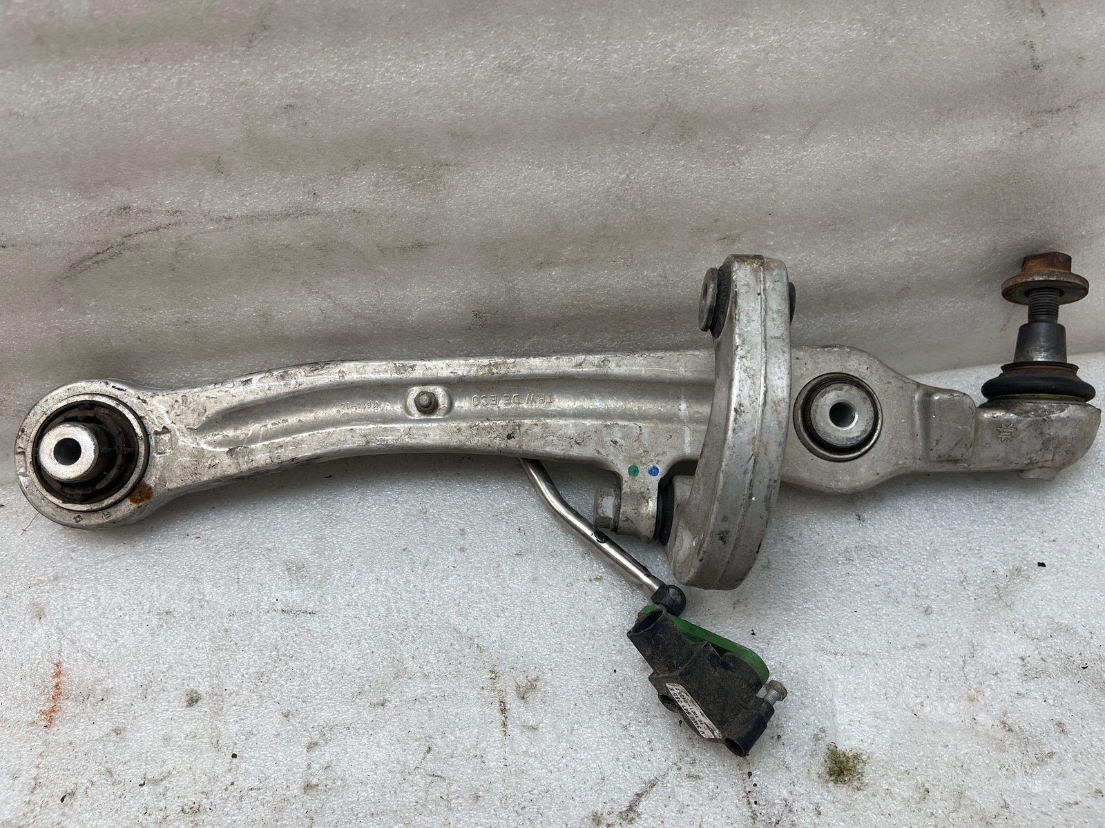 2015 BENTLEY Right Passenger Side Lower Control Arm Front P/N 4E0407155C