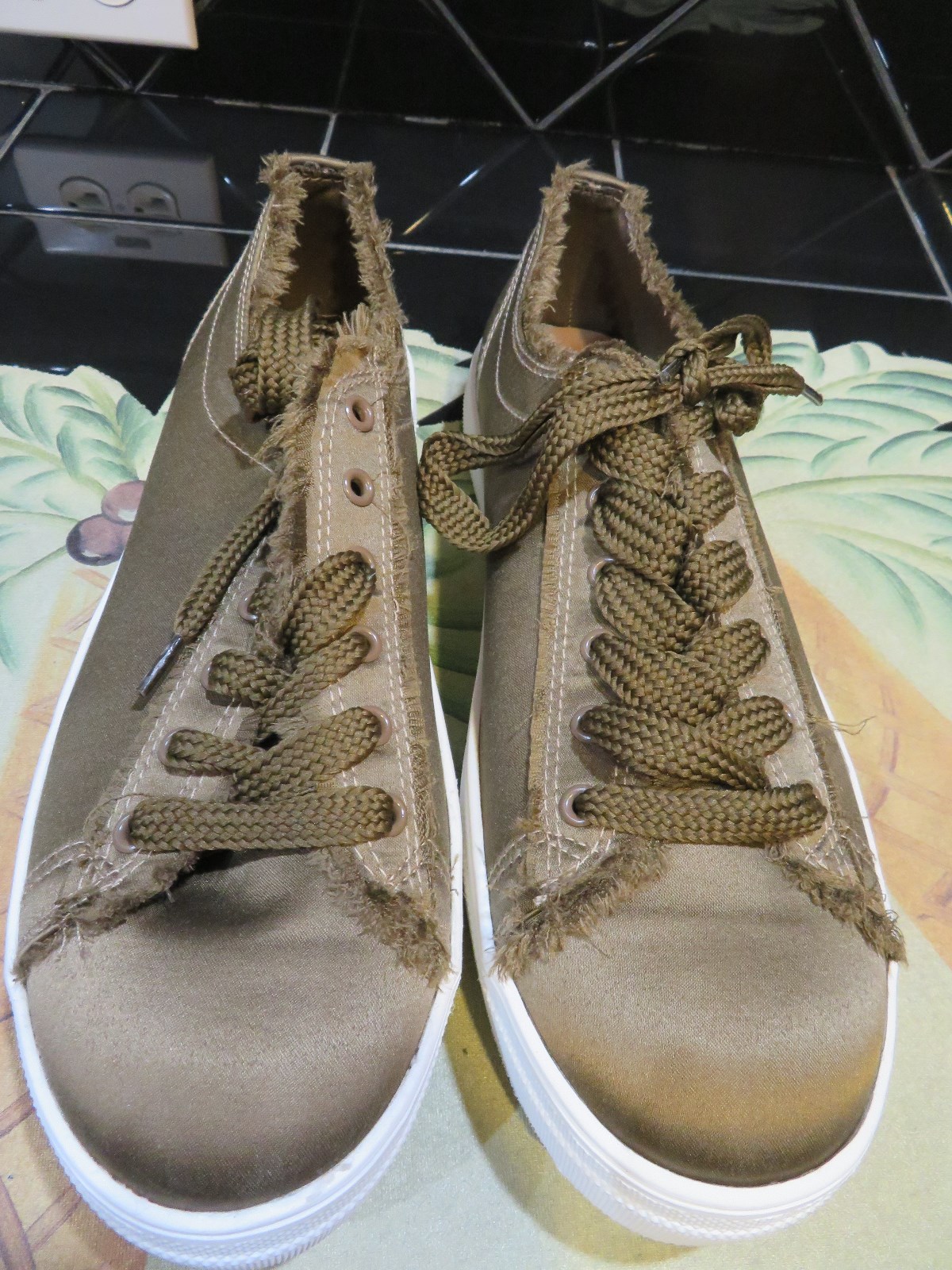 rock and candy sneakers