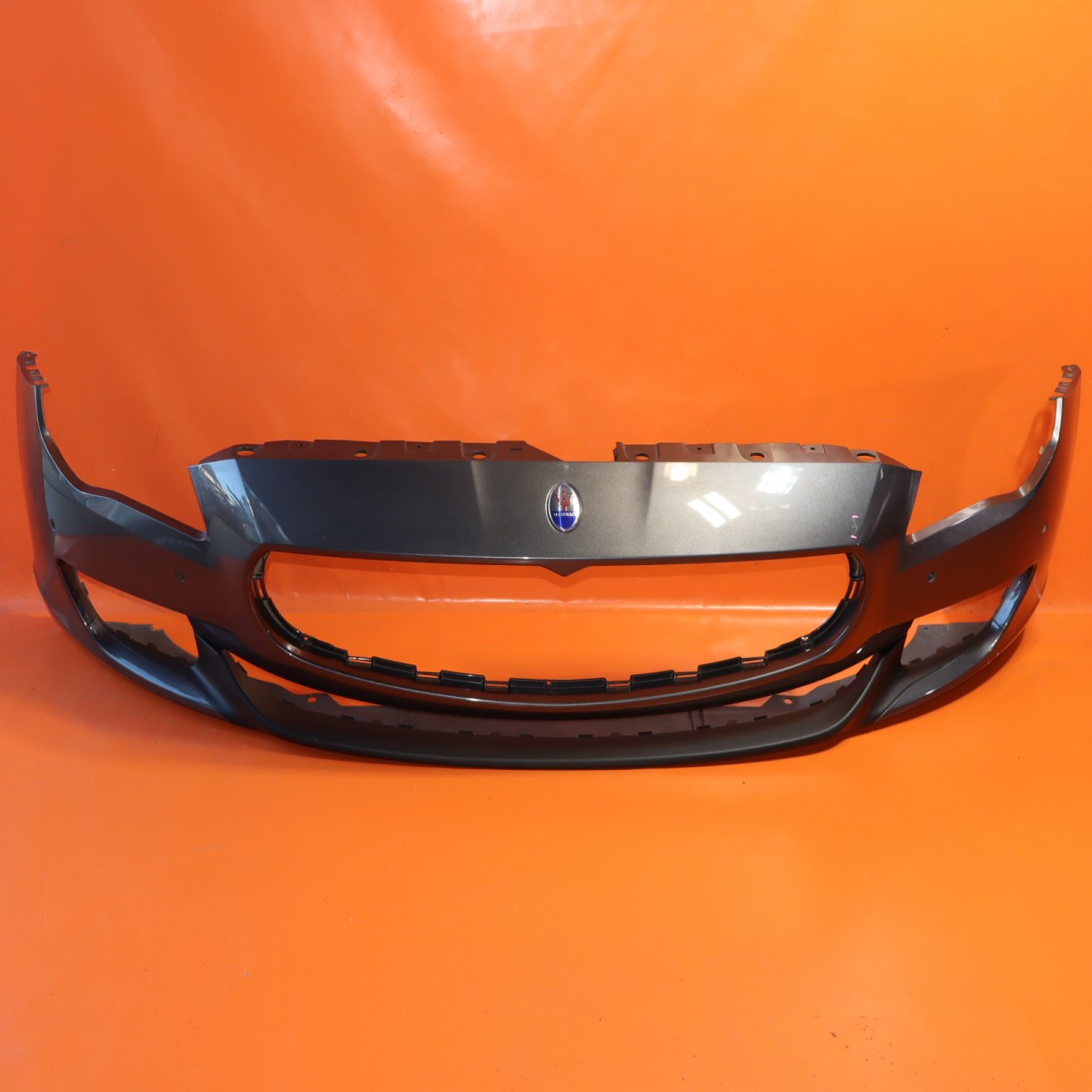 MASERATI QUATTROPORTE FRONT BUMPER 2014 2015 2016 2017 670010256 OEM