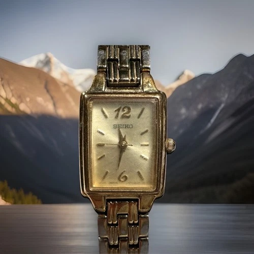 Vintage Lady's Seiko 023167 Tank Quartz Watch, See Video