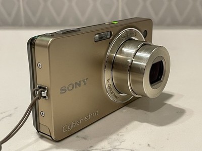 Sony Cyber-shot DSC-WX1 10.2 MP Digital Compact Camera [Japanese Language Only]