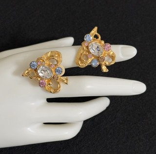 VINTAGE GORGEOUS RHINESTONE CHRISTIAN LACROIX HEART EARRINGS SET