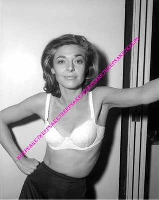 ACTRESS ANNE BANCROFT-MRS. ROBINSON LOOKING SO HOT IN A BRA 5x7 PHOTO BA-ABAN6