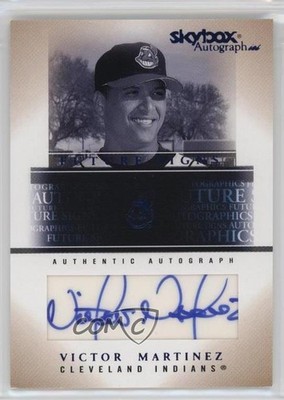 2005 Skybox Autographics Future Signs Blue Victor Martinez #FSA-VIM Auto 0d3