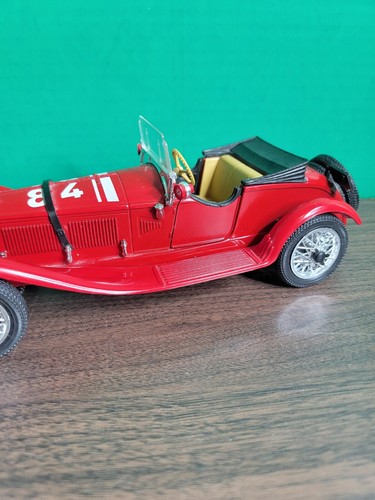 Polistil 1750 scale 1/16 Red TG4 Alfa Romeo Alfetta - Picture 6 of 11