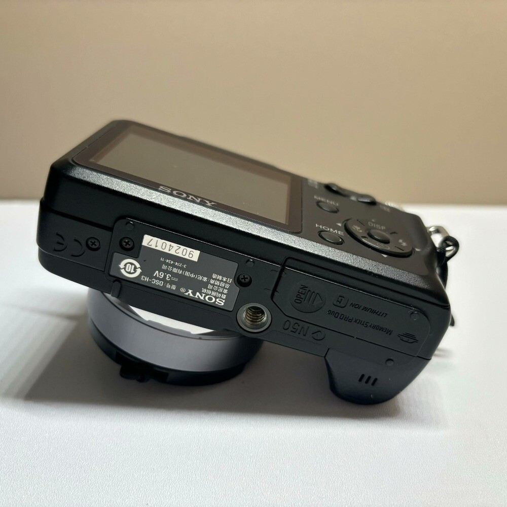 SONY Cyber−Shot DSC-H3 Sony Cyber-shot DSC-H3 8.1MP 10X Optical Zoom CCD Digital