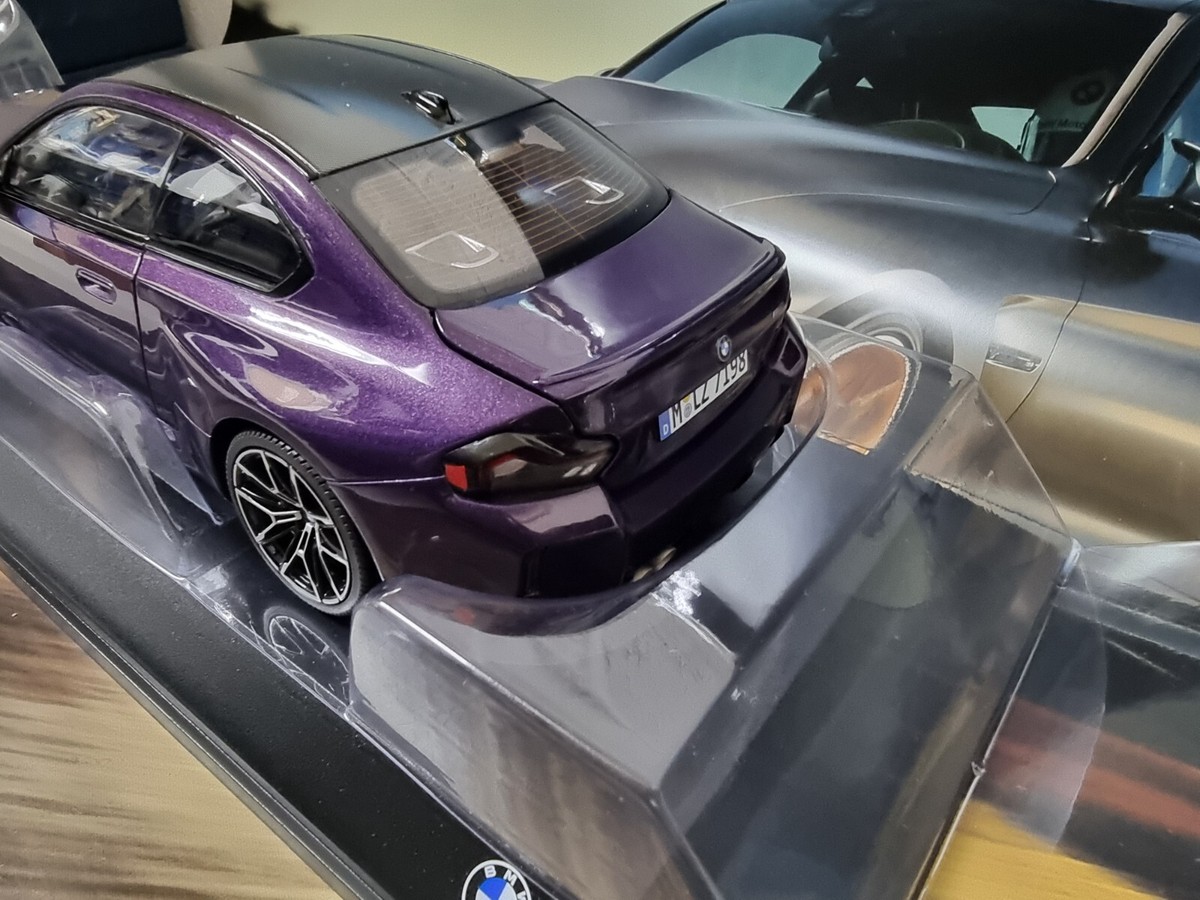 ジ*ン様 【新品未開封】【希少】ミニチャンプス  M2(G87) パープル NEW MINICHAMPS MINIATURE BMW M2 COUPE G87 TWILIGHT PURPLE 1:18
