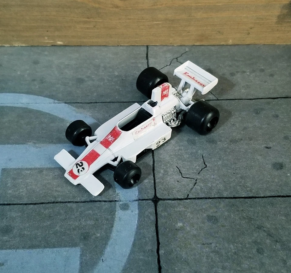 POLISTIL CLUB 33 RJ.9 LOLA T370 Scala 1:55 #23 GRAHAM HILL 1974 Made in Italy - Immagine 2 di 4