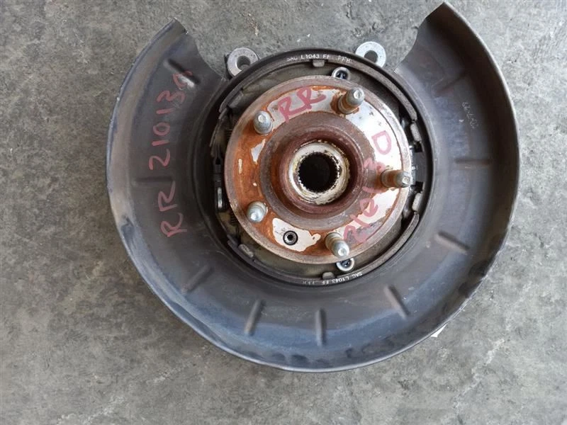 Passenger Right Rear Knuckle/Stub 6.2L Fits 10-15 CHEVROLET CAMARO 23118385 - Image 3 of 4