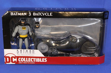 DC COLLECTIBLES BATMAN THE ANIMATED SERIES BATMAN  BATCYCLE