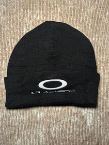 Oakley Ellipse Beanie | eBay