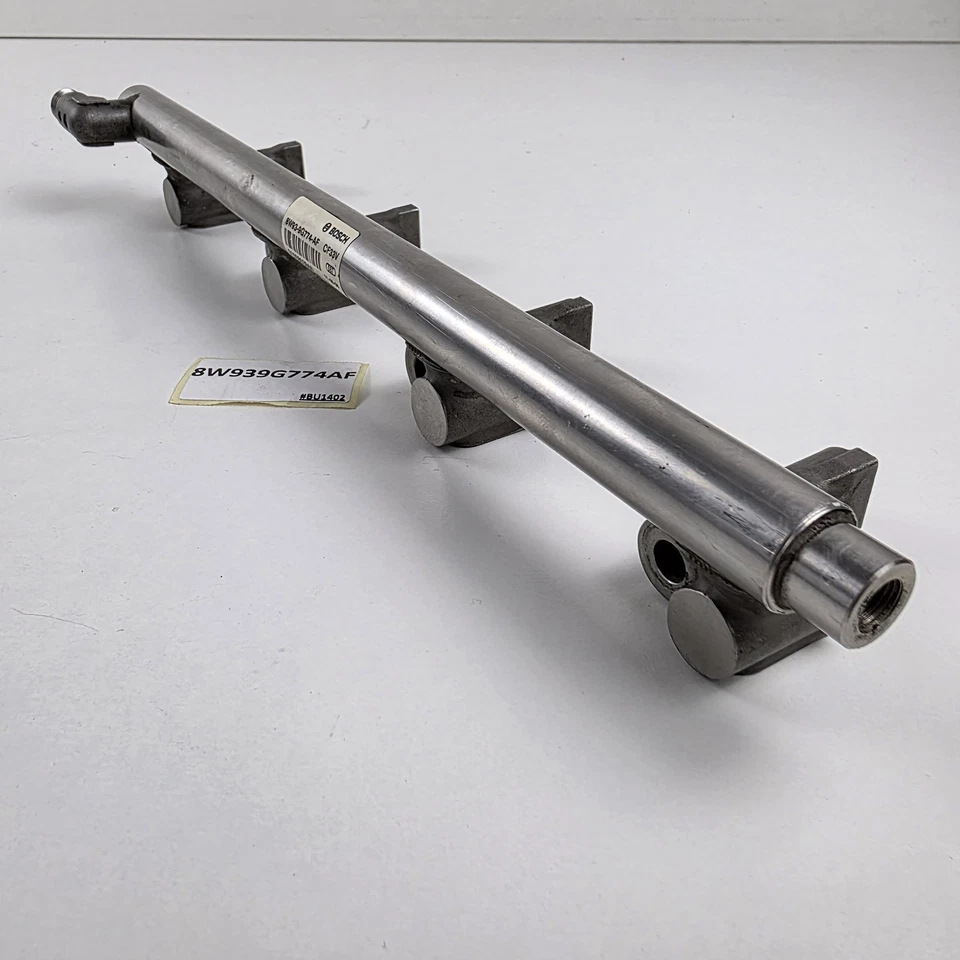 2010-2019 Jaguar XJ Fuel Rail Injector 8W939G774AF - Image 4 of 4