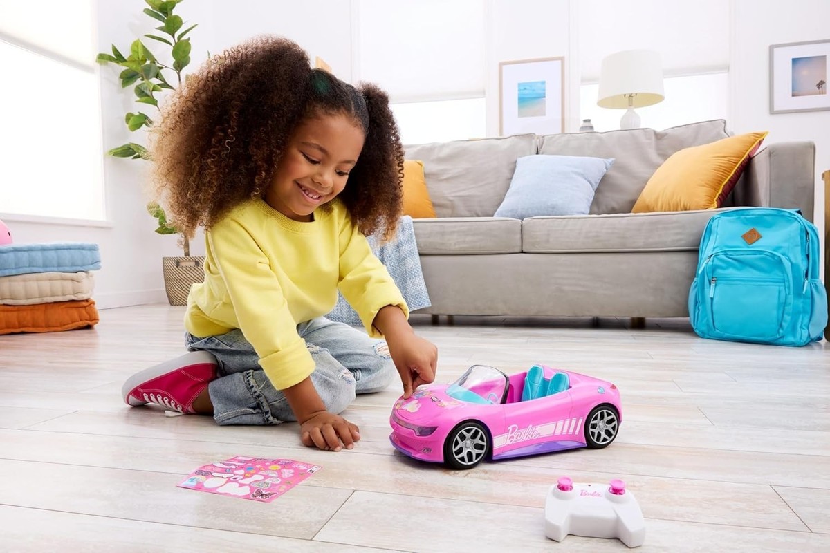 Barbie Vehiculo A Control Remoto Hot Wheels Con 2 Muñecas Barbie Barbie Vehiculo A Control Remoto Hot Wheels Con 2 Muñecas Barbie