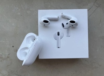 Apple AirPods 4. Generation mit ANC OVP 2 Monate alt 