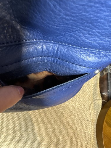 Borsa a tracolla B Makowsky in vera pelle blu royal tonnellate di tasche - Foto 10 di 24
