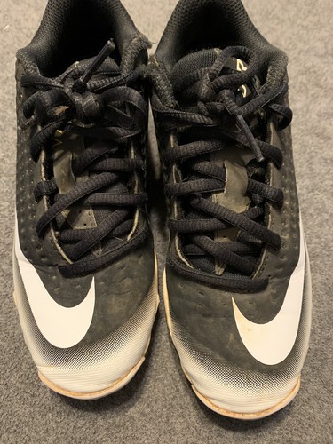 Nike Vapor Fastflex Cleats. Size 2y 