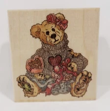 Uptown Rubber Stamp, H21033 Bailey Hearts Desire, Holly Pond Hill, Bears