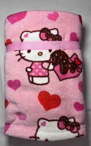 Hello Kitty Valentine's Day Hand Towels Bath 2Pack SANRIO NWT Choc Covered Heart - Picture 4 of 4