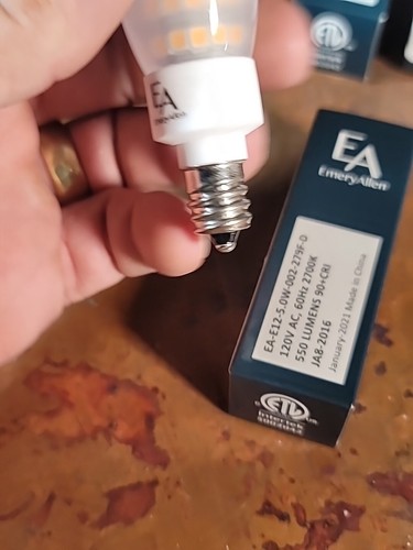 Set Of 27 Emery Allen EA-E12-5.0W-002-279F-D Dimmable Candelabra Base LED (27) - Picture 5 of 9