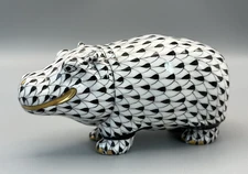 Herend Figurine Smiling Hippo / Hippopotamus Black Fishnet