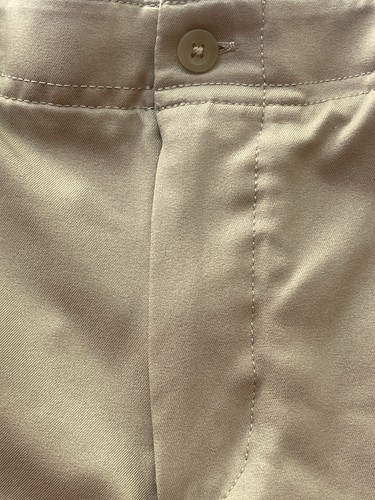 Under Armour Boys Matchplay Khaki Polyester Golf Shorts Size Youth Large - Picture 5 of 10