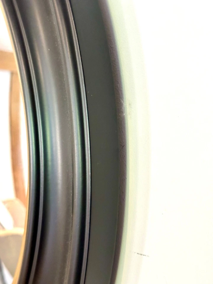 26"/66 cm  Wooden Convex Butler's Mirror - black and gold. - Image 3 of 4