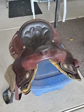 Lady Fabtron Supreme Saddle size 16, barely used, model 7954  FQH, extra padding